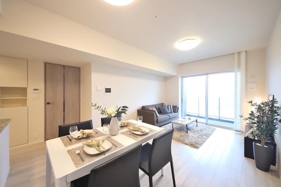 3LDK apartment in Mihama Ward, Chiba - Photo 1