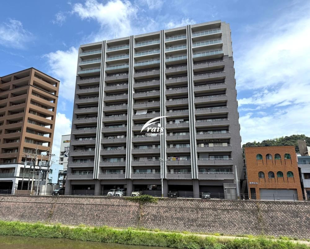 4LDK apartment in Kagoshima, Kagoshima - Photo 1