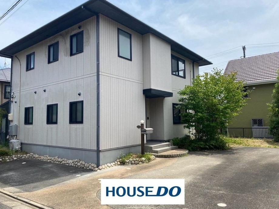 4LDK house in Ube, Yamaguchi - Photo 1