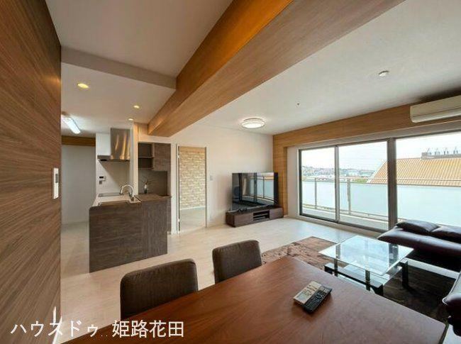 3LDK apartment in Himeji, Hyogo - Photo 1