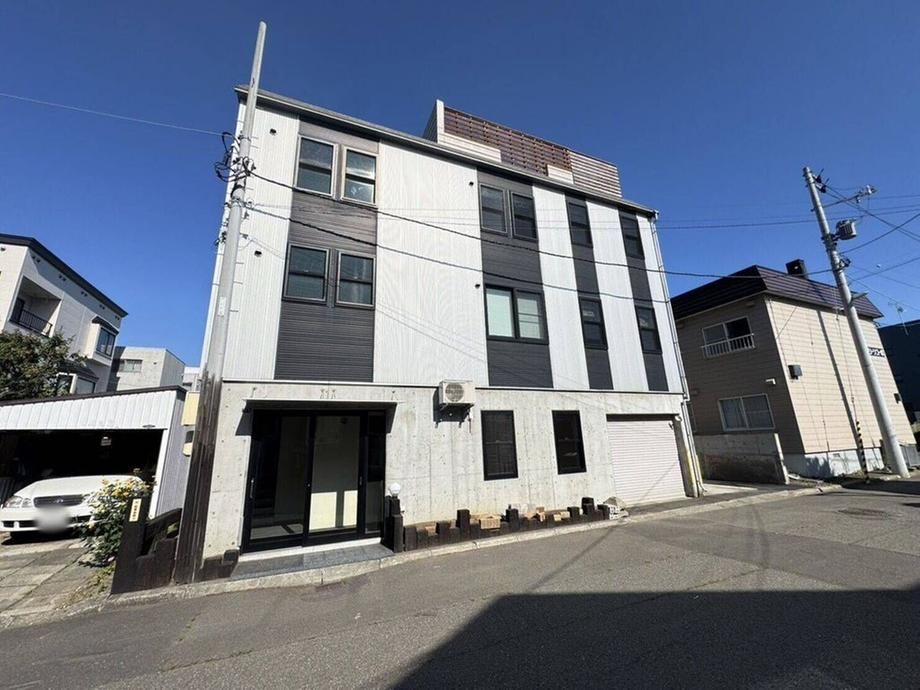 6LDK house in Atsubetsu Ward, Sapporo, Hokkaido - Photo 1