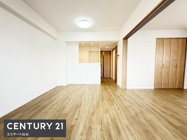 3LDK+S apartment in Taihaku Ward, Sendai, Miyagi - Photo 1