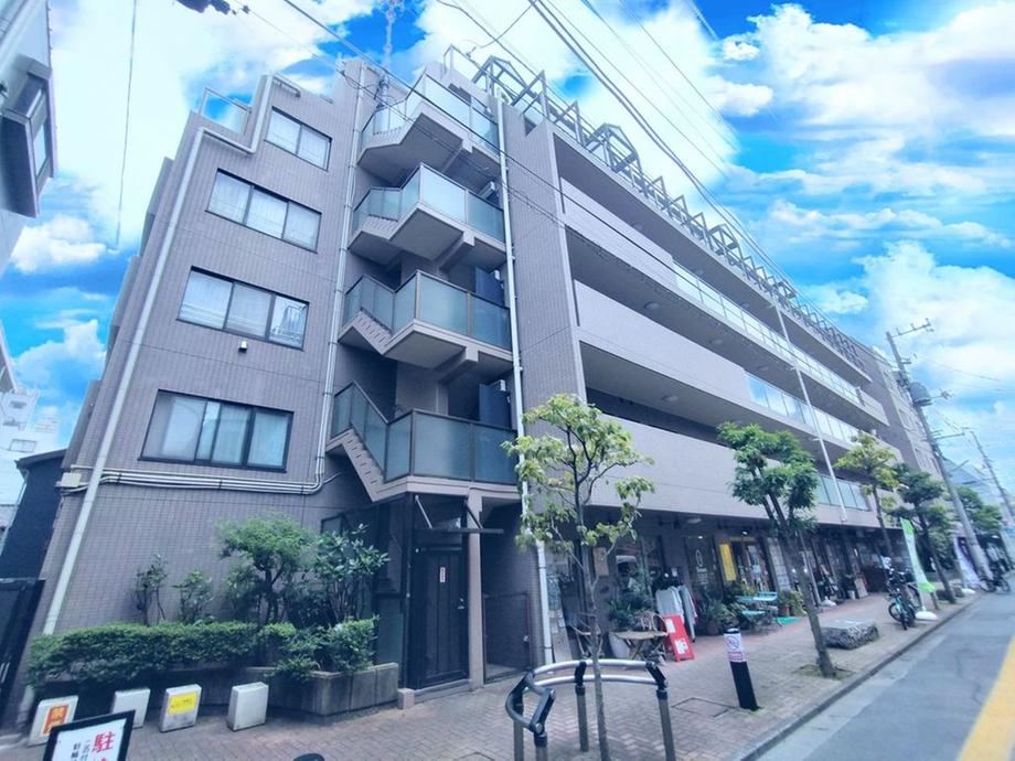3LDK apartment in Setagaya Ward, Tokyo - Photo 1