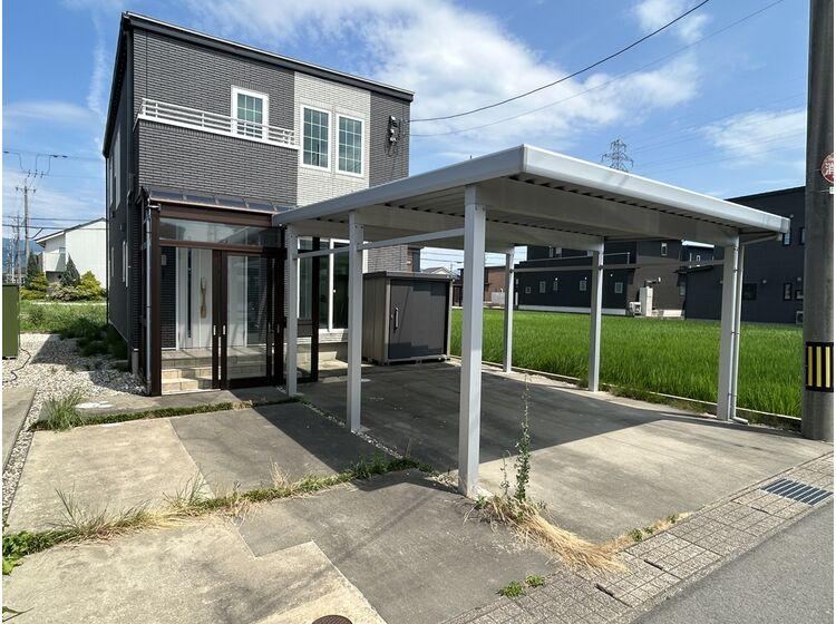 4LDK house in Fukui, Fukui - Photo 1