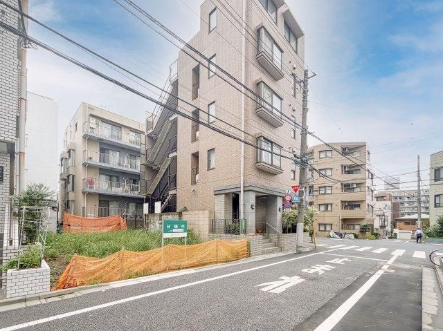 98 m² land in Bunkyo Ward, Tokyo - Photo 1