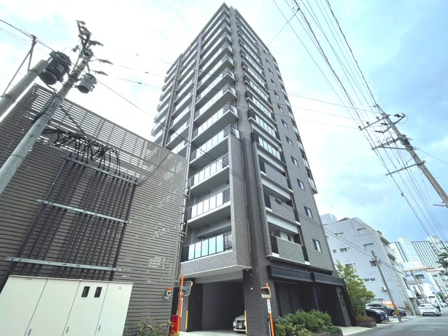 3LDK apartment in Kagoshima, Kagoshima - Photo 1