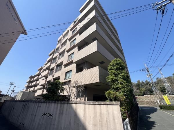 4LDK apartment in Kasuga, Fukuoka - Photo 1