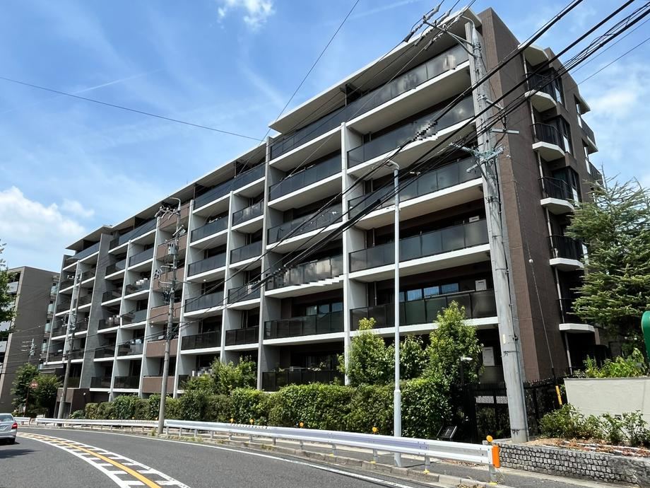 3LDK apartment in Showa Ward, Nagoya, Aichi - Photo 1