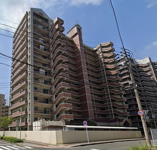 2LDK apartment in Wakamatsu Ward, Kitakyushu, Fukuoka - Photo 1
