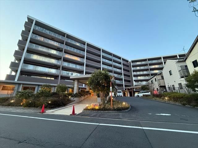 3LDK apartment in Yamashina Ward, Kyoto - Photo 1
