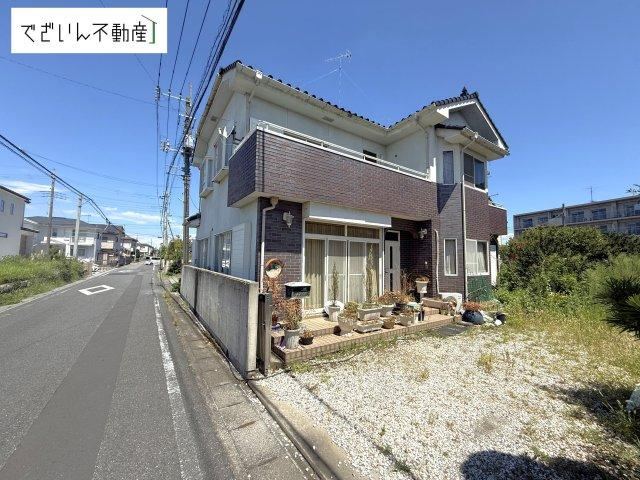 7LDK house in Kumagaya, Saitama - Photo 1