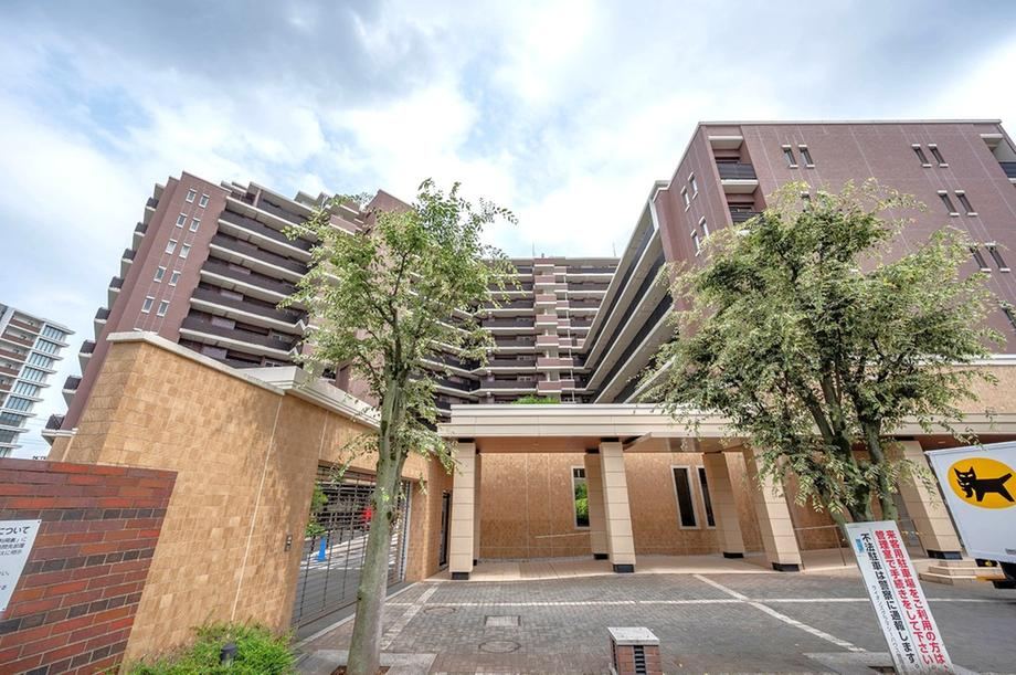 4LDK apartment in Itabashi Ward, Tokyo - Photo 1