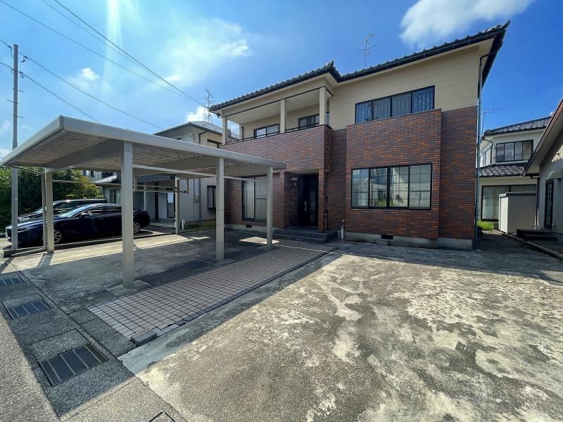 3LDK house in Toyama, Toyama - Photo 1