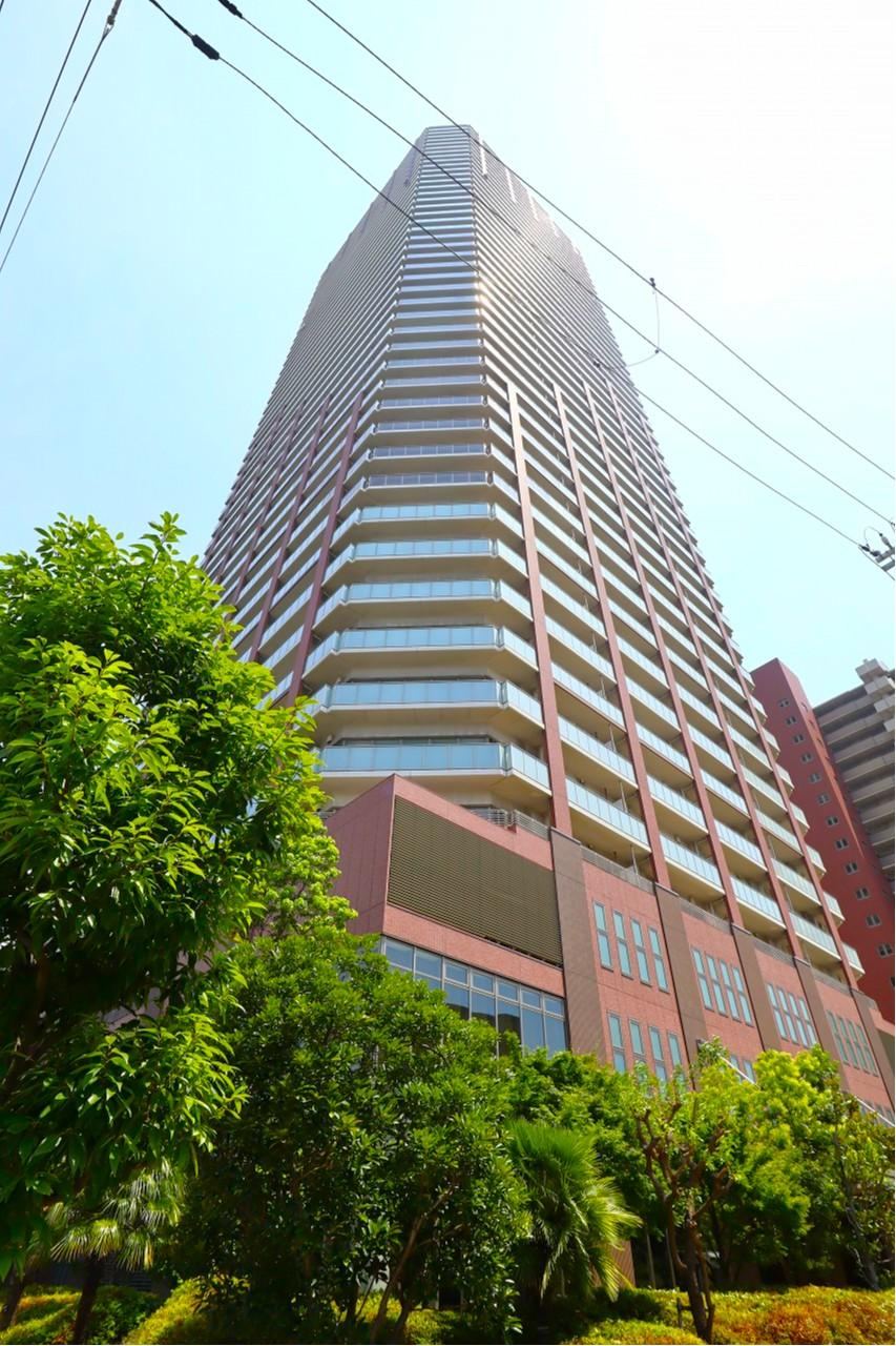 2LDK apartment in Nishi Ward, Osaka - Photo 1