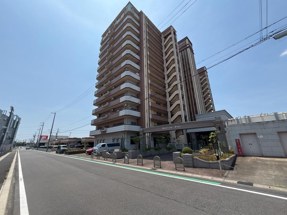 3LDK apartment in Obu, Aichi - Photo 1