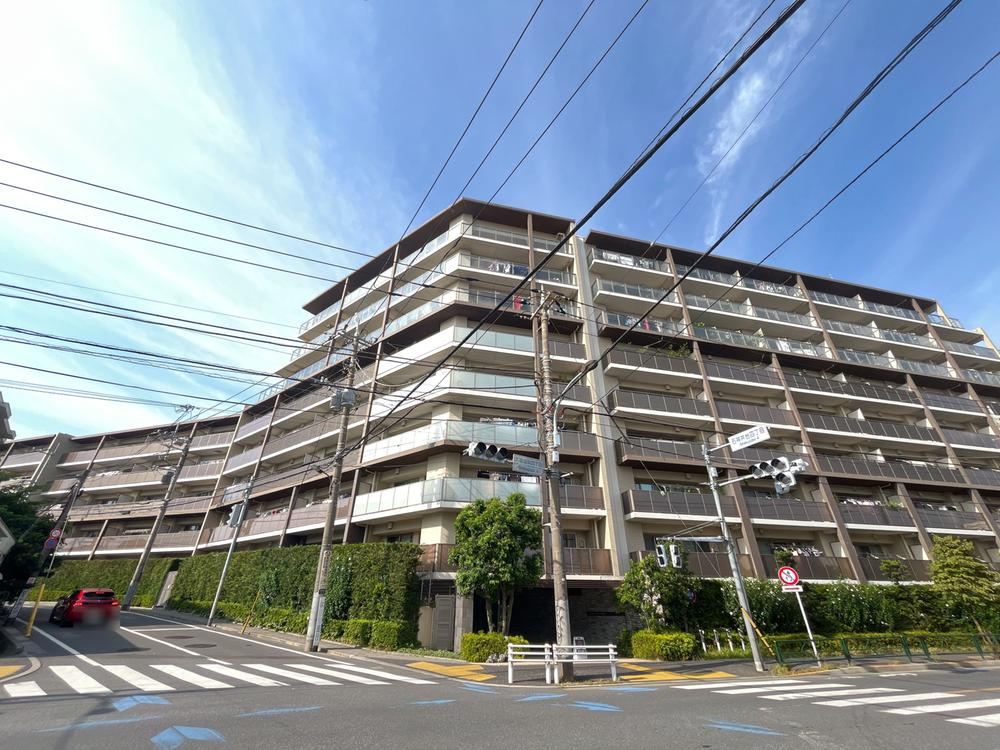 3LDK apartment in Nerima Ward, Tokyo - Photo 1