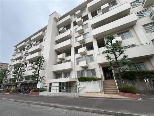 3LDK apartment in Asao Ward, Kawasaki, Kanagawa - Photo 1