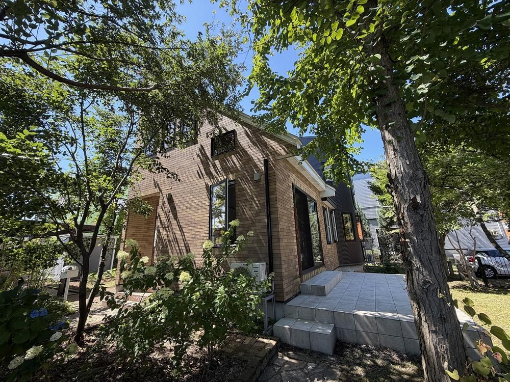 4LDK house in Aomori, Aomori - Photo 1