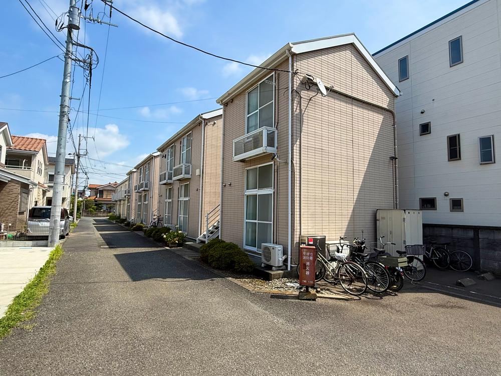 1K house in Hiratsuka, Kanagawa - Photo 1