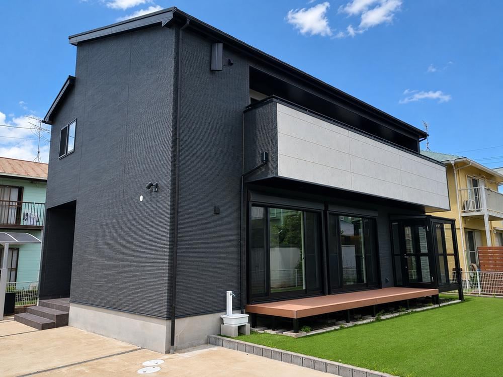 4LDK+S house in Inzai, Chiba - Photo 1