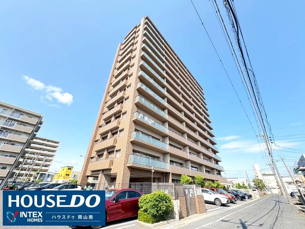3LDK apartment in Minami Ward, Okayama - Photo 1