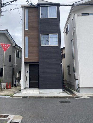 2LDK+S house in Sumida Ward, Tokyo - Photo 1