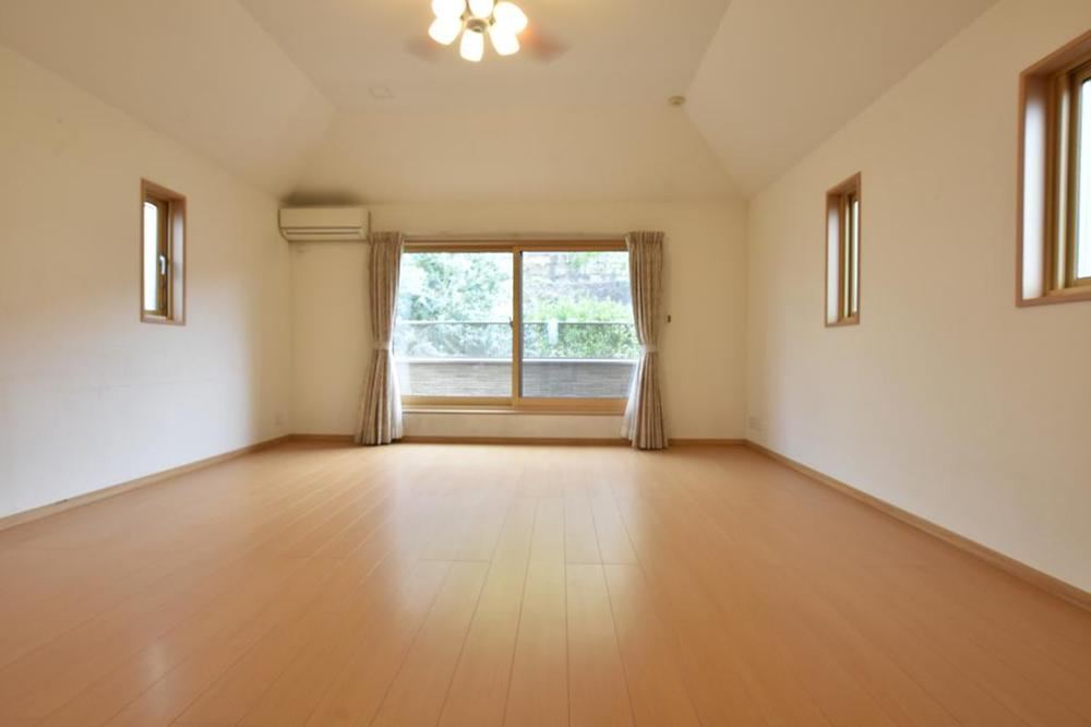 3LDK house in Asahi Ward, Yokohama, Kanagawa - Photo 1