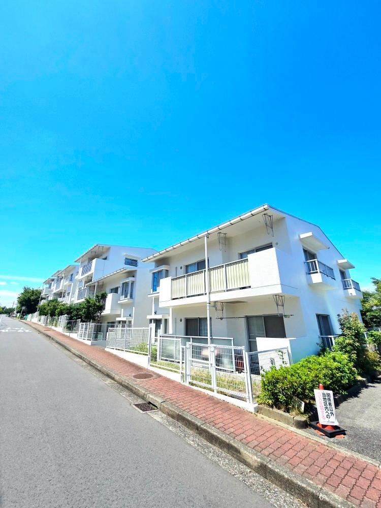 3LDK apartment in Kanazawa Ward, Yokohama, Kanagawa - Photo 1
