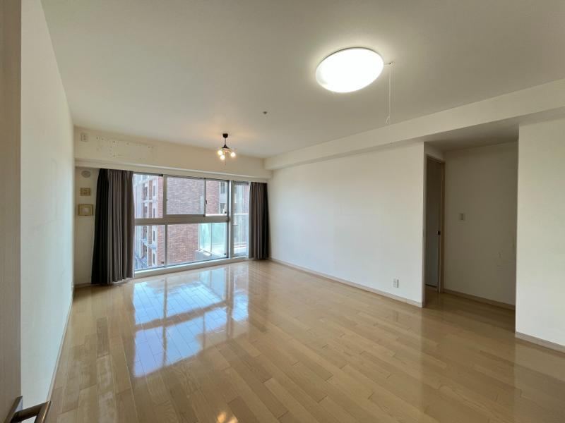 3LDK apartment in Toyota, Aichi - Photo 1