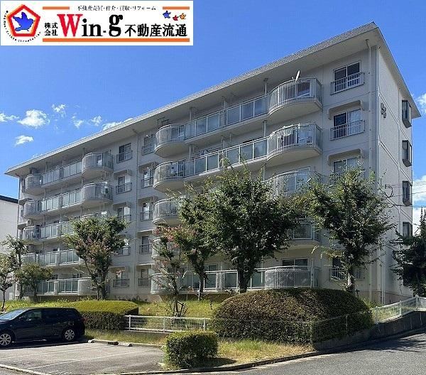 3LDK apartment in Suma Ward, Kobe, Hyogo - Photo 1