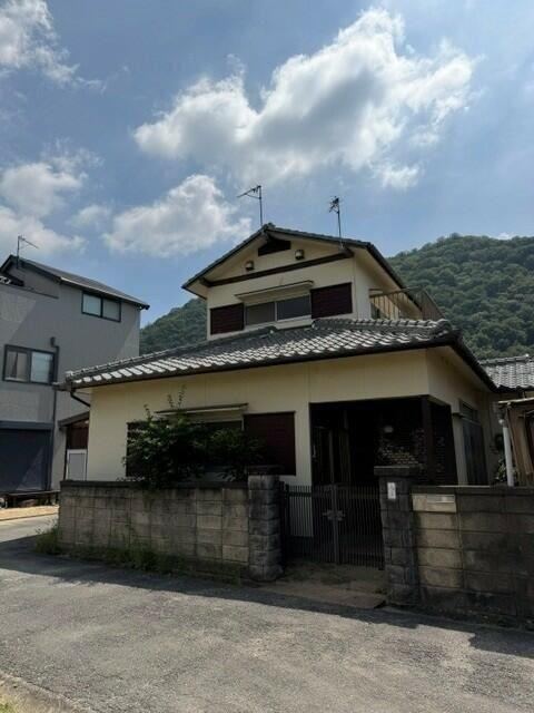 5DK house in Tatsuno, Hyogo - Photo 1