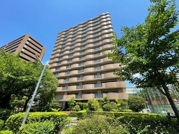 4LDK apartment in Miyakojima Ward, Osaka - Photo 1