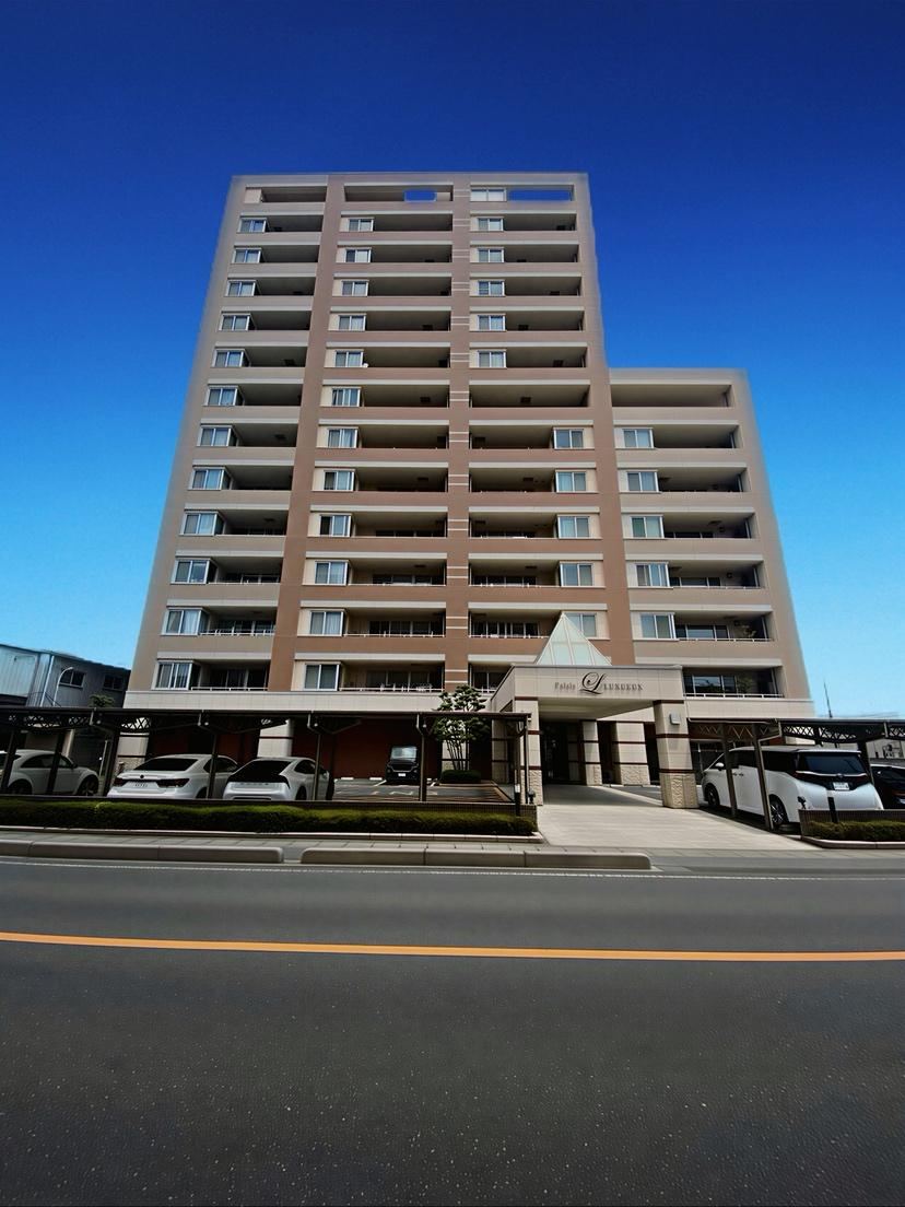 2LDK+S apartment in Ashikaga, Tochigi - Photo 1