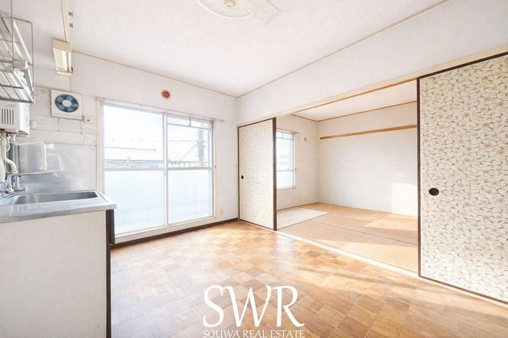2LDK apartment in Owariasahi, Aichi - Photo 1