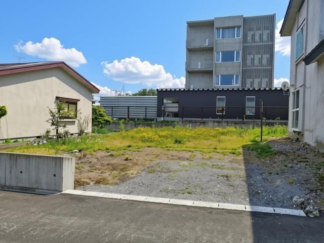 198 m² land in Hirosaki, Aomori - Photo 1