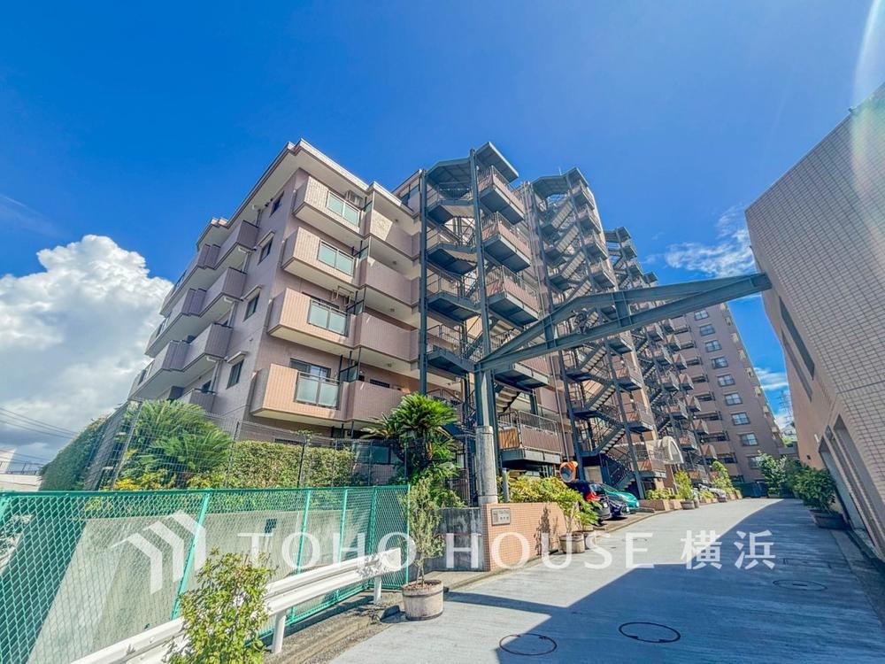 4LDK apartment in Totsuka Ward, Yokohama, Kanagawa - Photo 1
