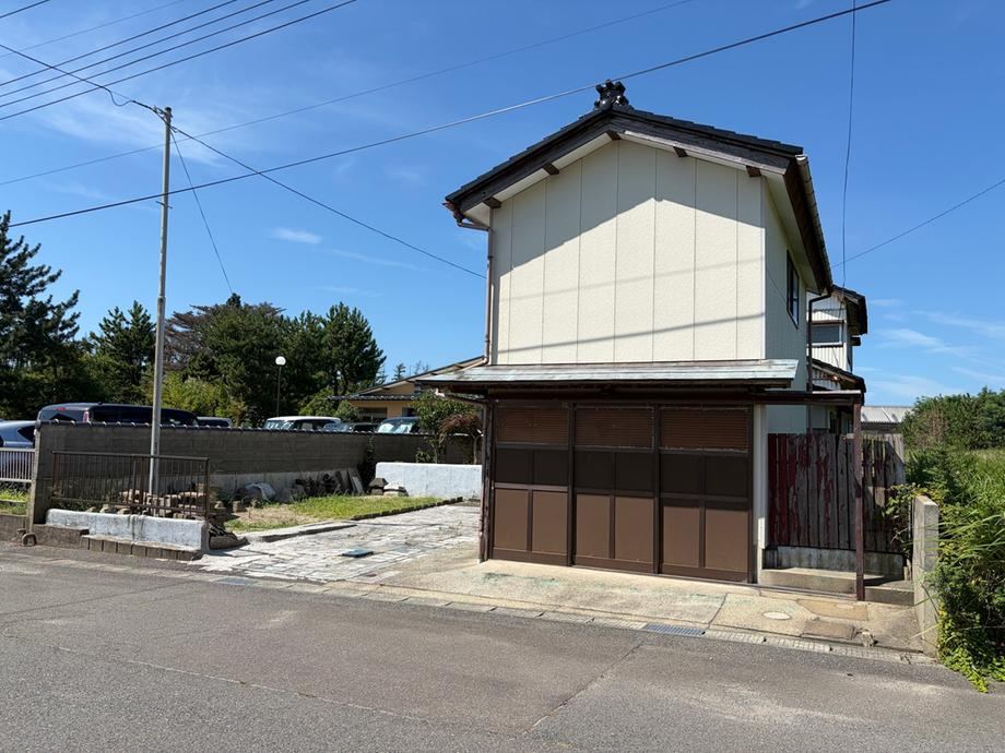 290 m² land in Sakata, Yamagata - Photo 1