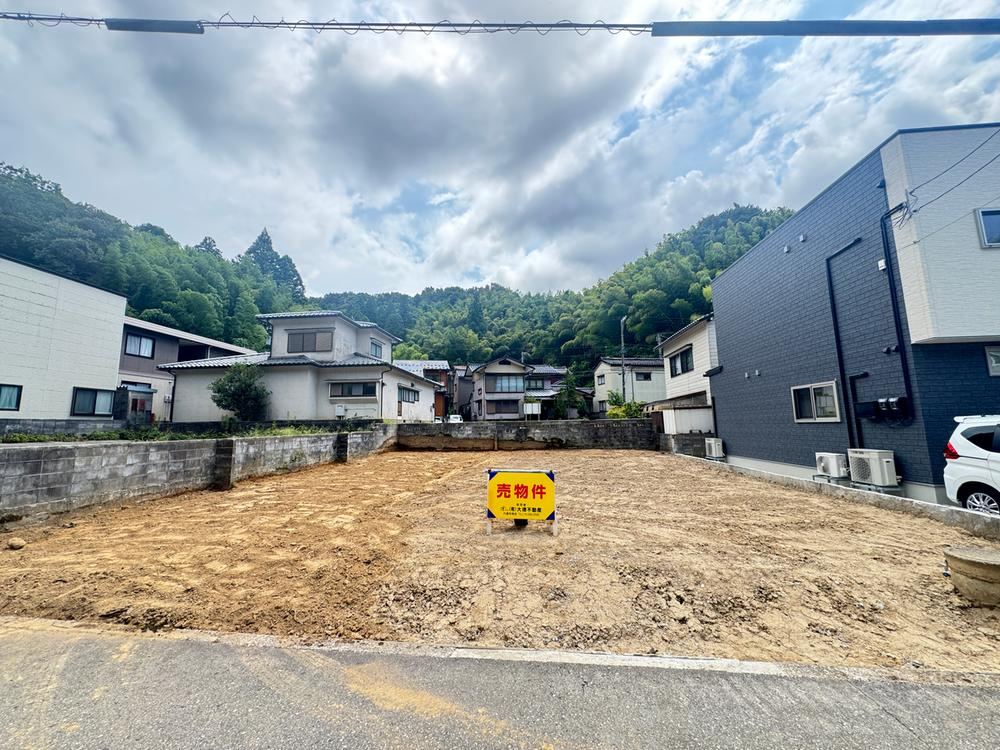 231 m² land in Kanazawa, Ishikawa - Photo 1