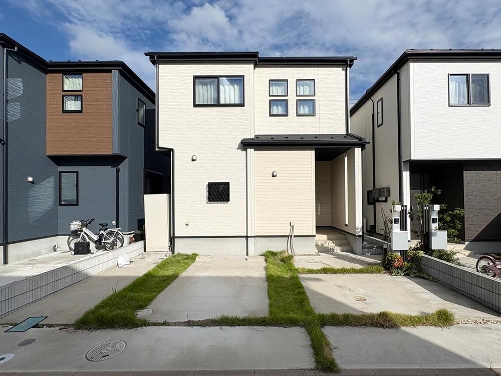 3LDK house in Yashio, Saitama - Photo 1