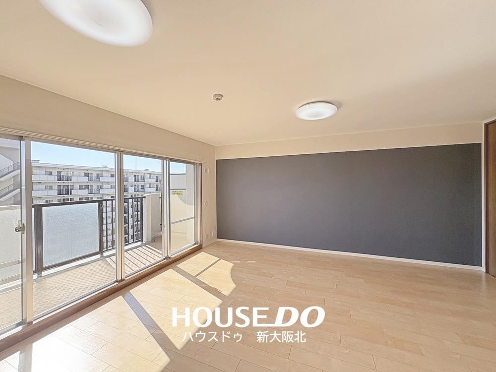 3LDK apartment in Nishiyodogawa Ward, Osaka - Photo 1