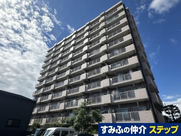 2LDK+S apartment in Adachi Ward, Tokyo - Photo 1