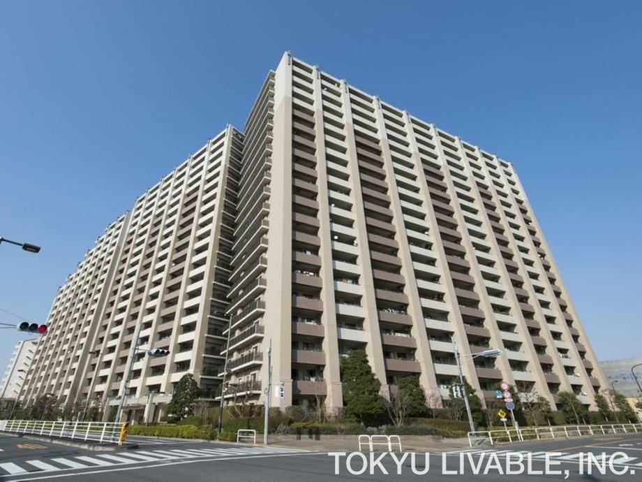 4LDK apartment in Arakawa Ward, Tokyo - Photo 1