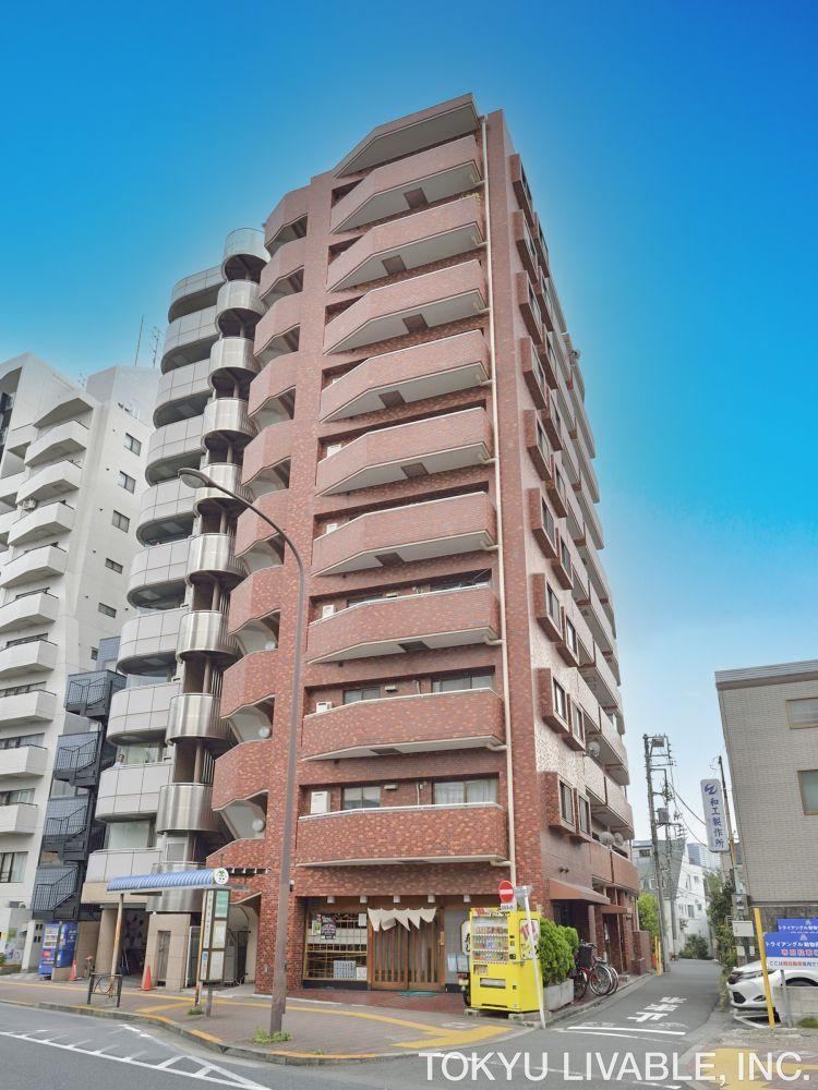 studio apartment in Bunkyo Ward, Tokyo - Photo 1