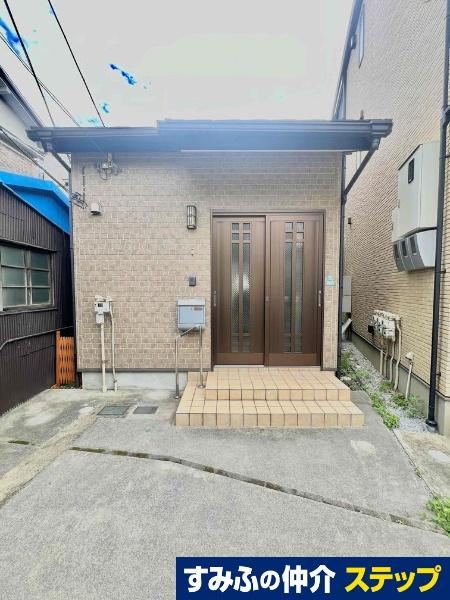 2DK house in Arakawa Ward, Tokyo - Photo 1