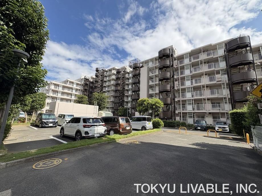 3LDK apartment in Shiki, Saitama - Photo 1