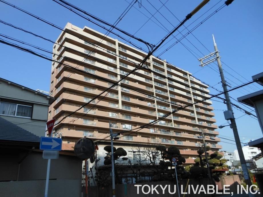 4LDK apartment in Abeno Ward, Osaka - Photo 1
