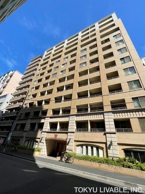 1LDK apartment in Chuo Ward, Tokyo - Photo 1