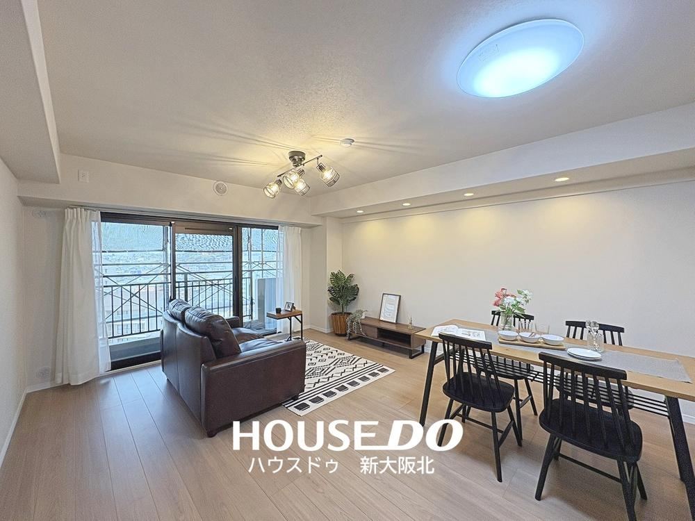 3LDK apartment in Suita, Osaka - Photo 1