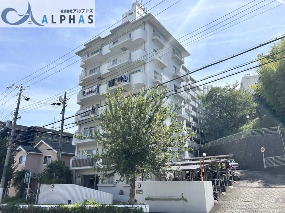 3LDK apartment in Akashi, Hyogo - Photo 1