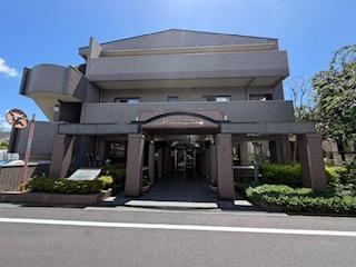 2LDK+S apartment in Hino, Tokyo - Photo 1